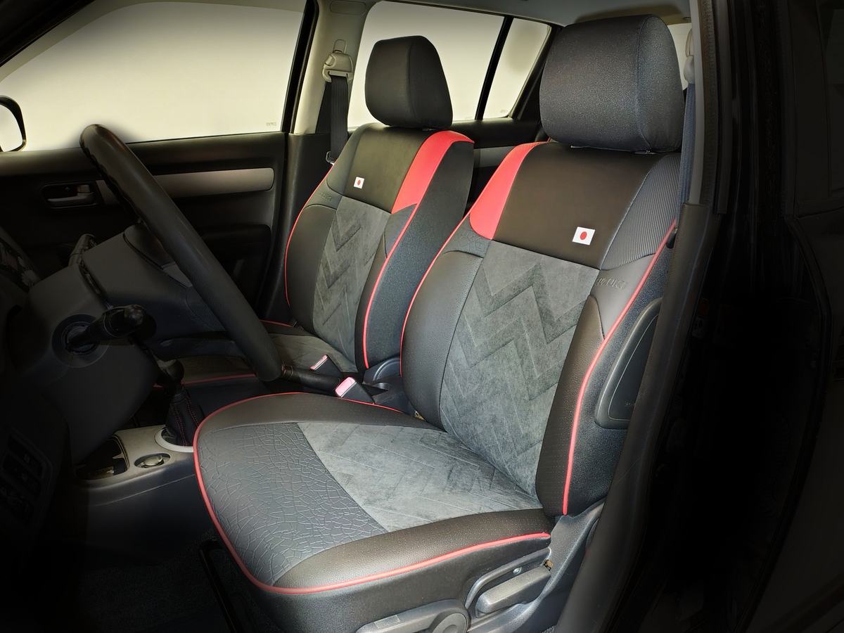 Suzuki Specht — Vordersitze