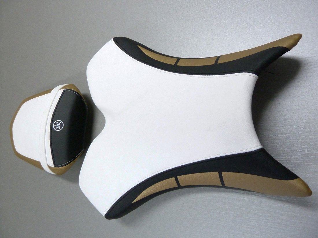 Yamaha Gold — Fahrer- und Soziussitz