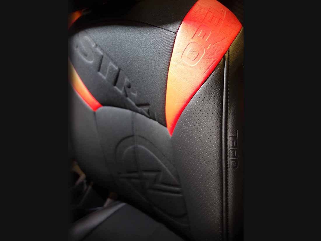 Opel Astra — photo 3 of 5