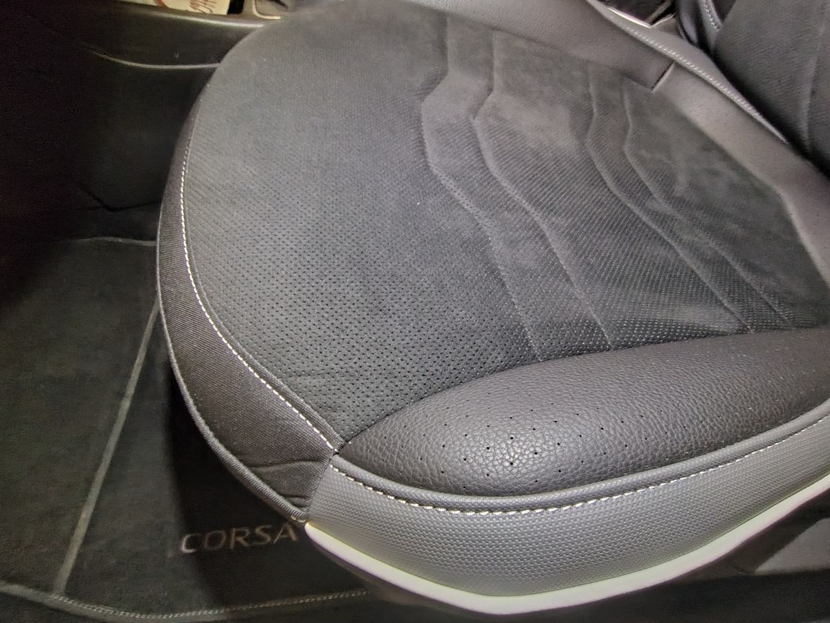 Opel Corsa — foto 5 di 7